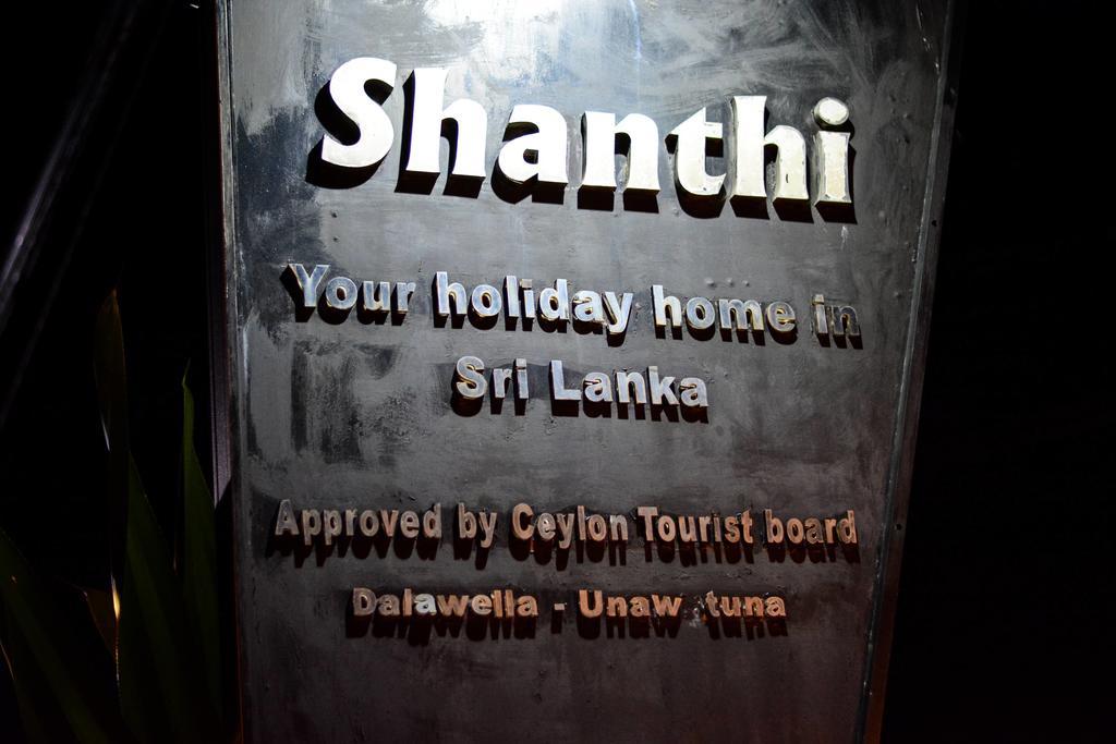 אונה ואטונה Shanthi Beach Resort מראה חיצוני תמונה